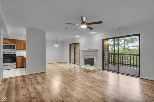8176 Shorewalk DR #C, Indianapolis, IN 46236