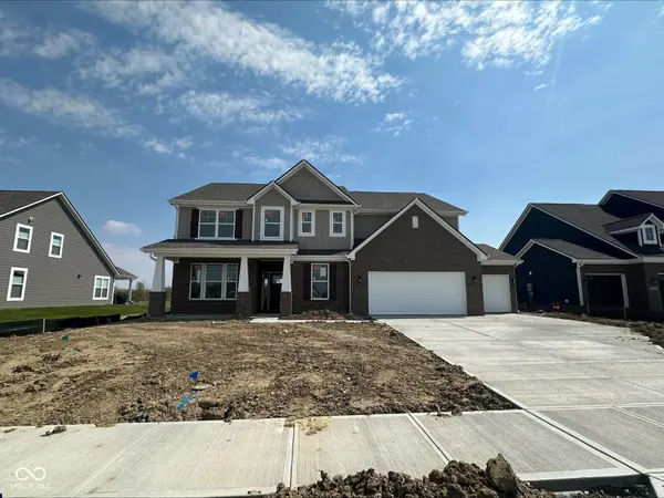 4813 Rosie BLVD, Mccordsville, IN 46055