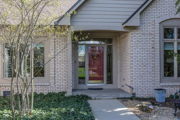 8639 Vintner WAY, Indianapolis, IN 46256
