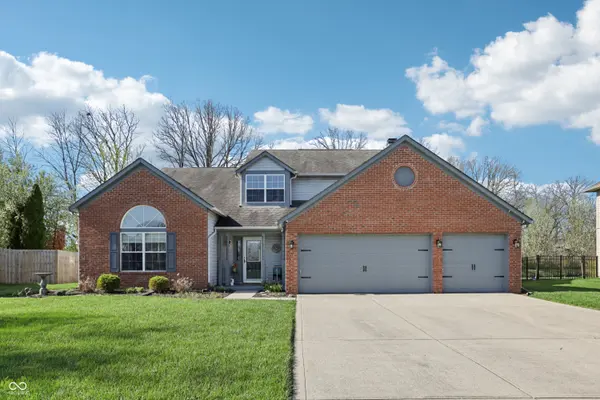8635 Eagles Nest DR, Avon, IN 46123