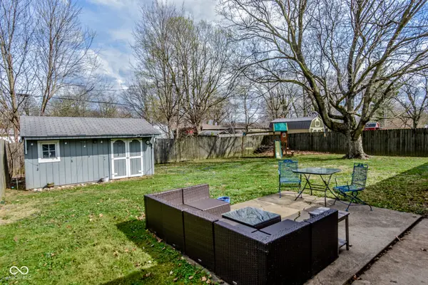 313 Brookside LN, Plainfield, IN 46168
