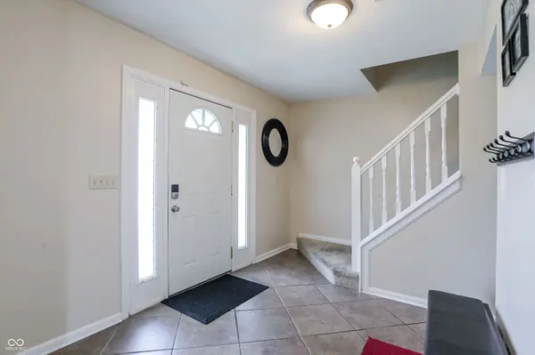 7026 Thousand Oaks LN, Indianapolis, IN 46214