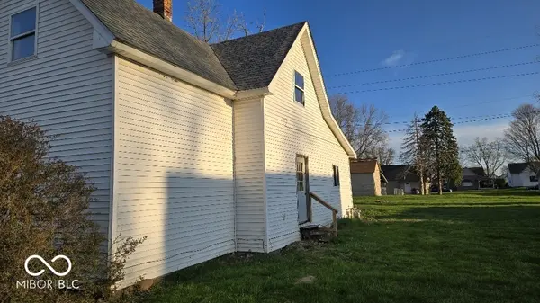 1914 S L ST, Elwood, IN 46036