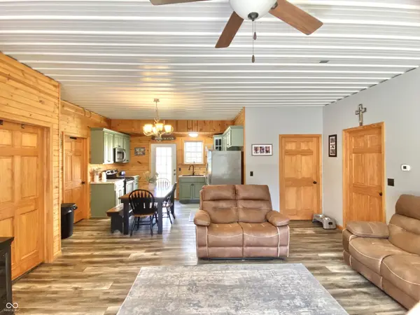 7481 S County Road 450 W, Reelsville, IN 46171