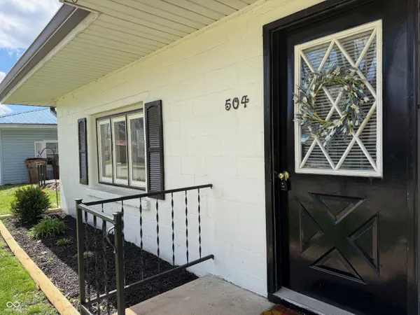 504 Indiana AVE, Veedersburg, IN 47987