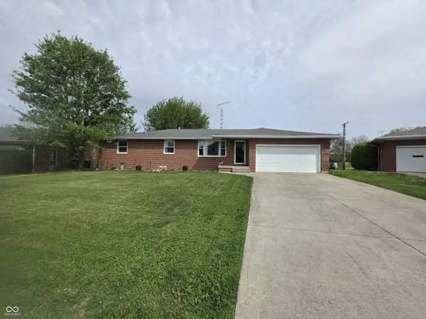 912 E Hendricks ST, Greensburg, IN 47240