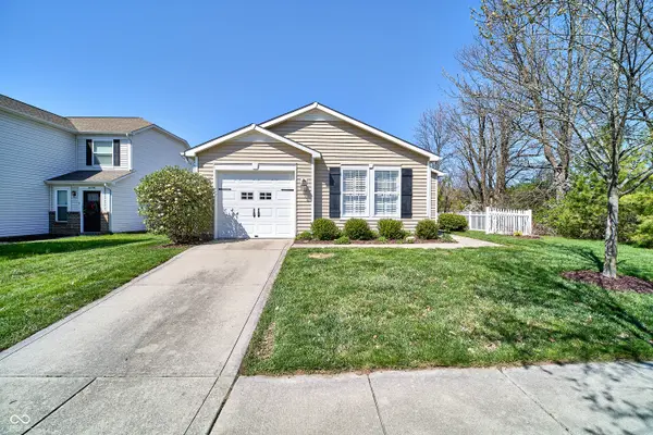 10268 Golden DR, Noblesville, IN 46060