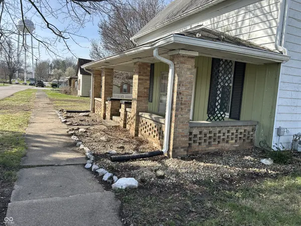 1200 Cook ST, Clay City, IN 47841