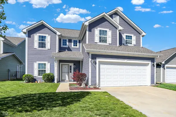 858 Redwood DR, Franklin, IN 46131