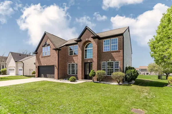 1509 Old Thicket CT, Greenwood, IN 46143