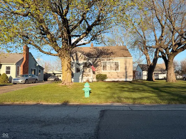 415 N 18th AVE, Beech Grove, IN 46107