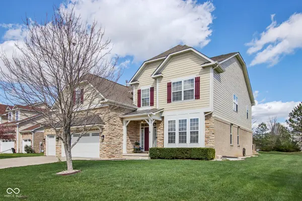 9415 Woodslake DR, Indianapolis, IN 46278
