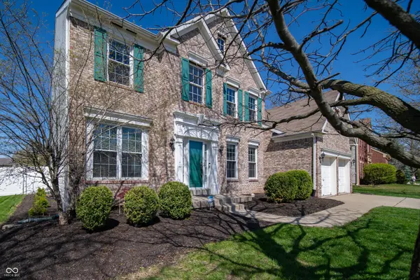 10113 Parkshore DR, Fishers, IN 46038