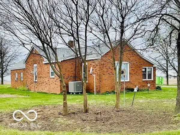6230 N 450 E, Lebanon, IN 46052
