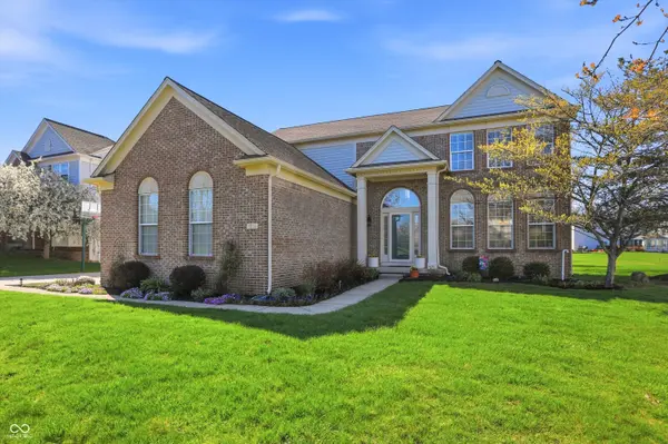 7732 Prairie View DR, Indianapolis, IN 46256