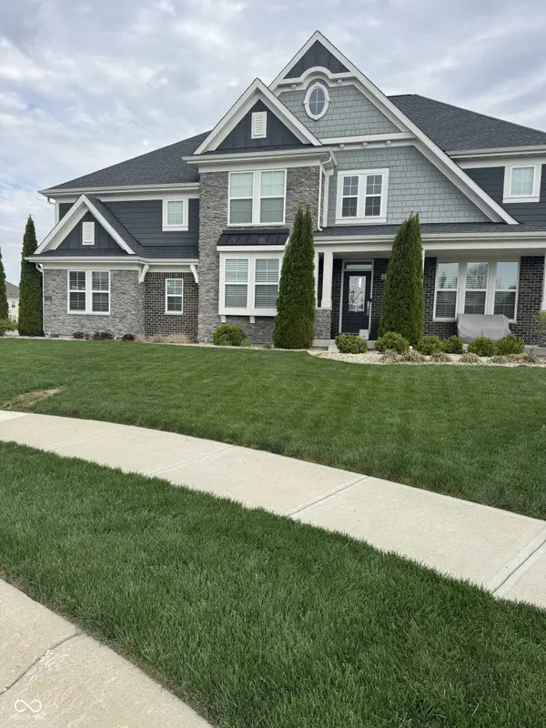 5732 Lake Bend CT, Bargersville, IN 46106