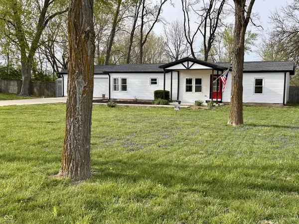 6042 E 1200 S, Roachdale, IN 46172