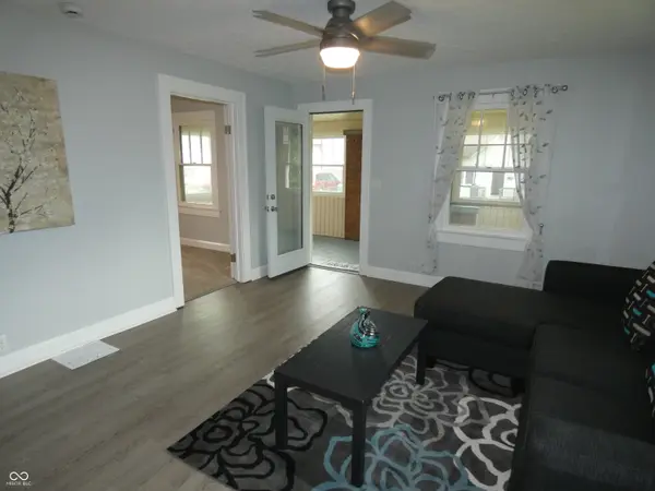 306 Bishop ST, Mooresville, IN 46158