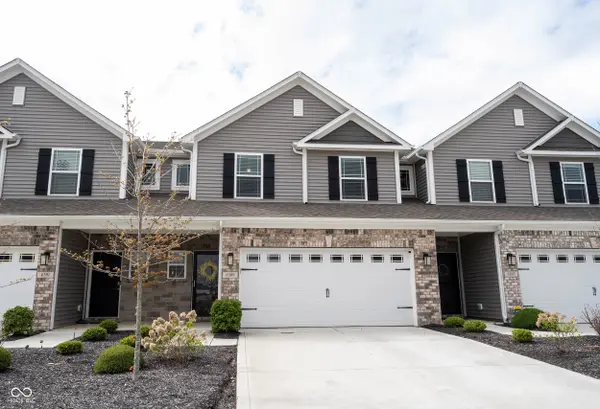 6389 Wasco DR, Whitestown, IN 46075
