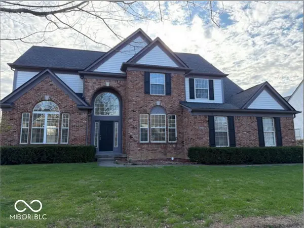 7617 Prairie View DR, Indianapolis, IN 46256