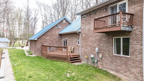 514 Redbud LN, New Castle, IN 47362