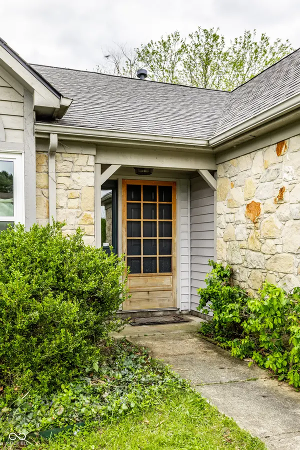 3239 Village Park North DR, Carmel, IN 46033