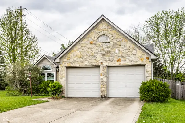 3239 Village Park North DR, Carmel, IN 46033