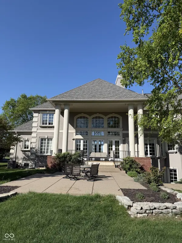 11153 Sedgemoor CIR, Carmel, IN 46032