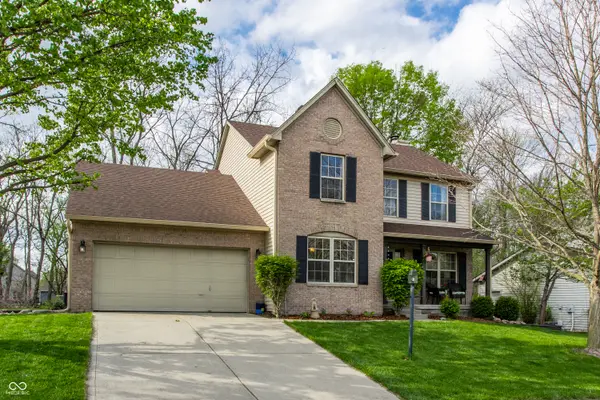 8625 Providence DR, Fishers, IN 46038