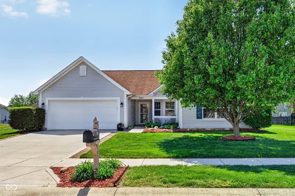 8167 Dartmoth LN, Avon, IN 46123
