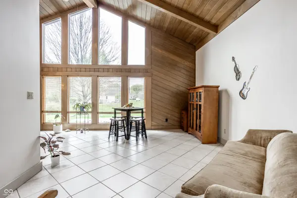 1627 Forward Pass CT, Indianapolis, IN 46217