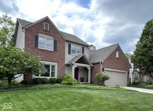 10808 Weston DR, Carmel, IN 46032