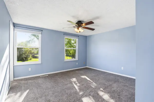 8474 Wakefield CT, Indianapolis, IN 46256