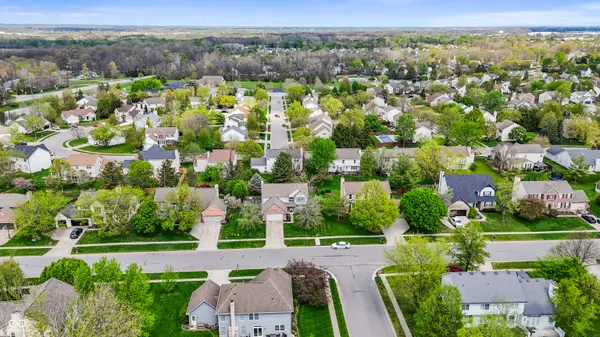 8380 Harrison Pkwy, Fishers, IN 46038