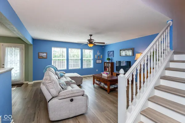 1305 Lake Meadow DR, Indianapolis, IN 46217