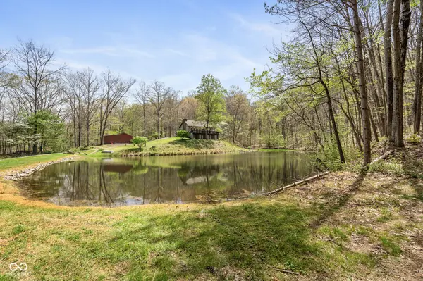 3081 Bear Wallow Hill RD, Nashville, IN 47448