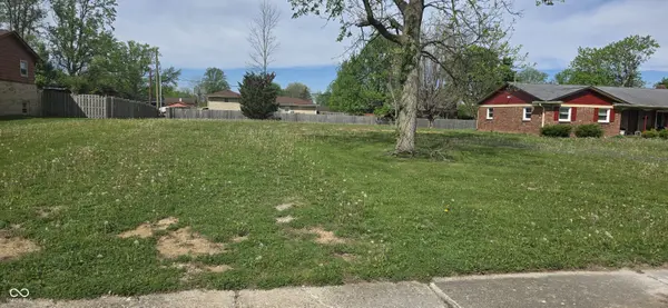 5404 Moonlight DR, Indianapolis, IN 46226