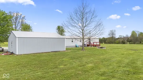 4999 W Lake RD W, Scottsburg, IN 47170