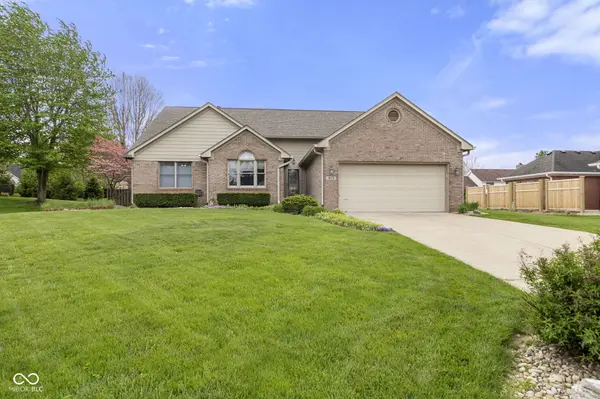 1275 Rosewood LN, Mooresville, IN 46158