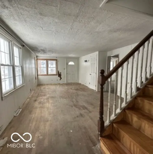 42 N Hickory ST, Campbellsburg, IN 47108