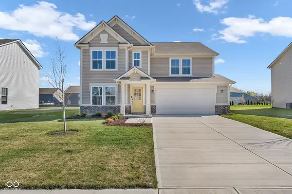 396 Weaver LN, Pittsboro, IN 46167