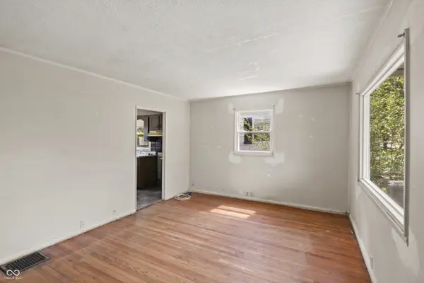 527 S Grand AVE, Indianapolis, IN 46219
