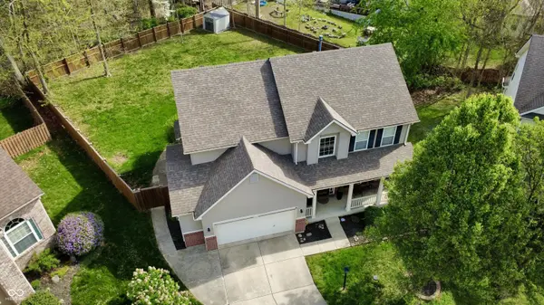 6481 Timber Leaf LN, Indianapolis, IN 46236