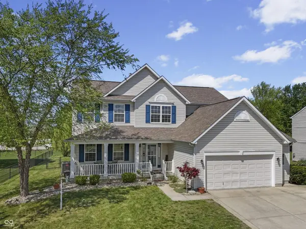 314 Fairfax LN, Greenwood, IN 46142