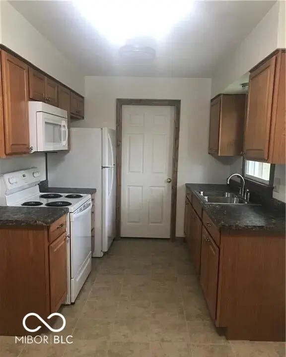 5708 W Hensler RD, Hanover, IN 47243