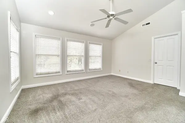8611 N Meridian ST, Indianapolis, IN 46260