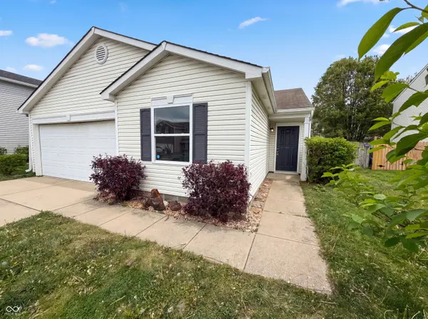6747 Waverhill DR, Indianapolis, IN 46217