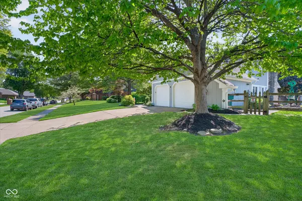 9207 Log Run DR N, Indianapolis, IN 46234