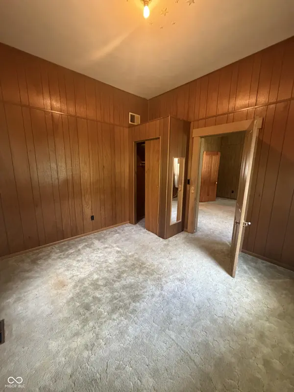 10770 N Stephens LN E, Sunman, IN 47041