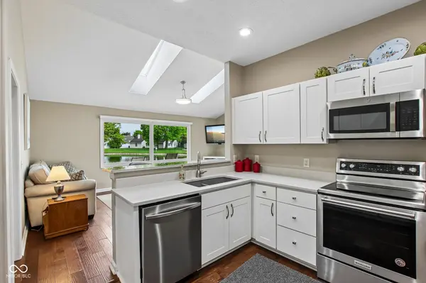 8812 Champions DR, Indianapolis, IN 46256